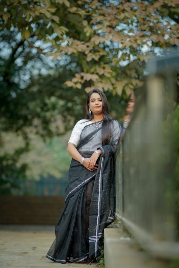 Meghla Dhonekhali khadi in charcoal